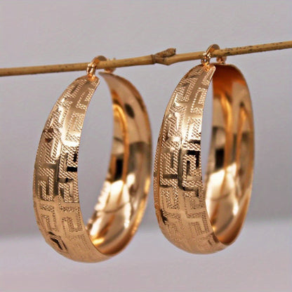 Retro Pattern Golden Ring Women's Earrings