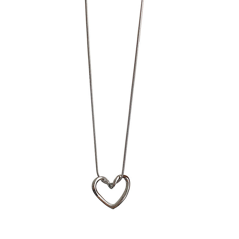 Hollowed Heart Shape Necklace Female Pendant Clavicle Chain