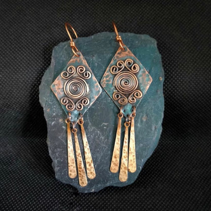 Lihuang Vintage Bohemian Bronze Carved Pendant Earrings